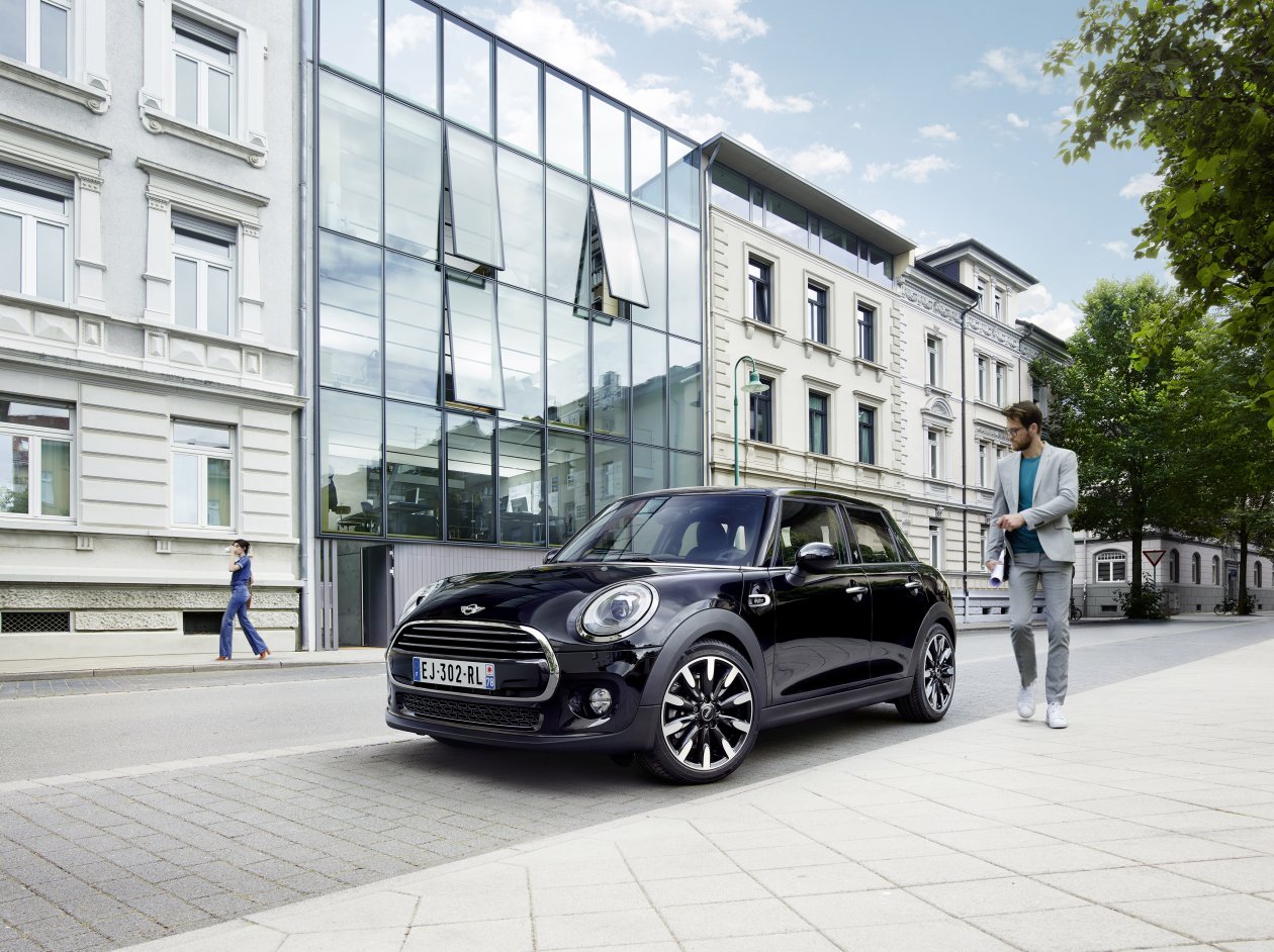 MINI Cooper Blackfriars 2017