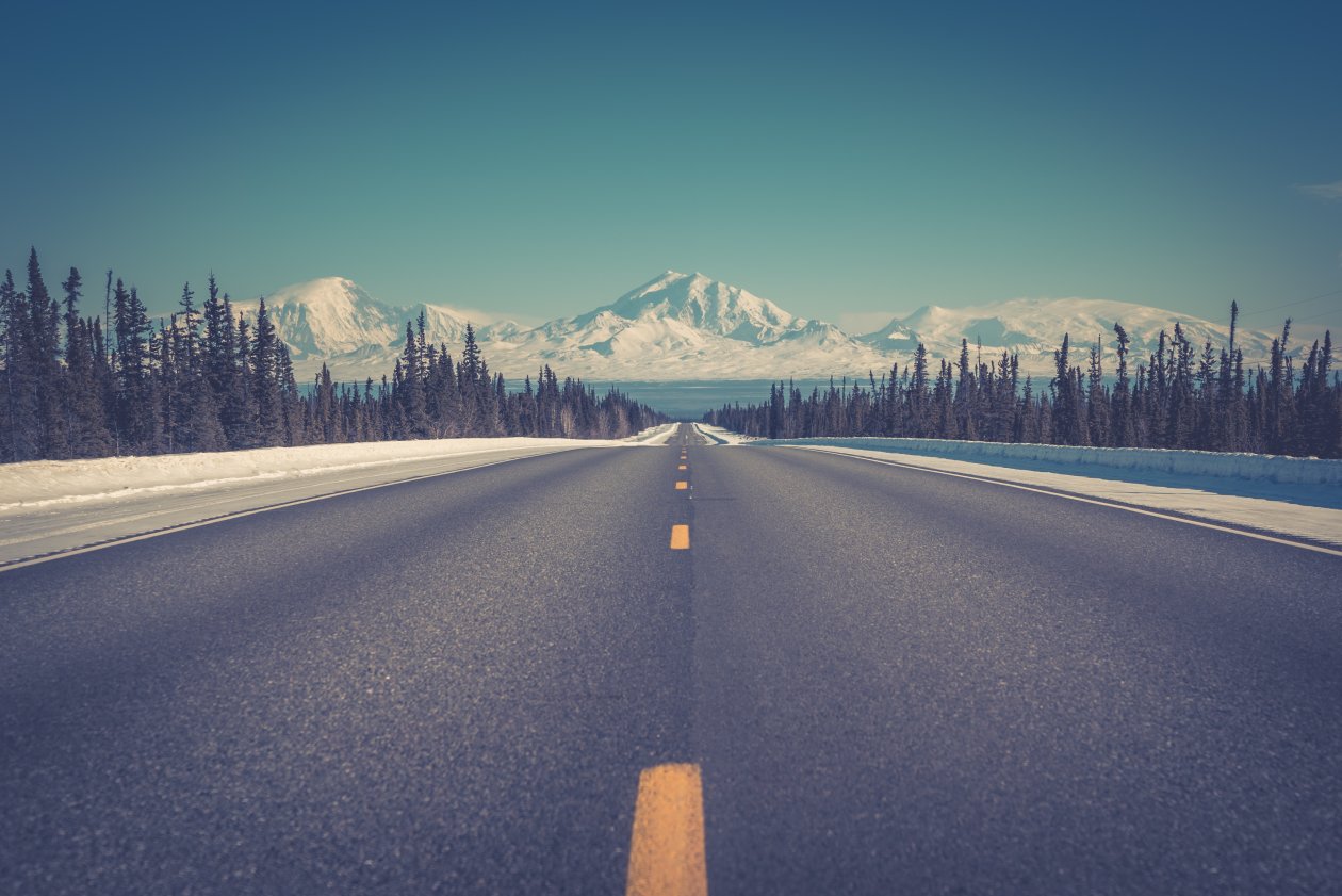 Open Road To Mountains 4k