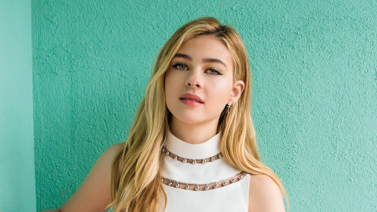 Nicola Peltz 4k