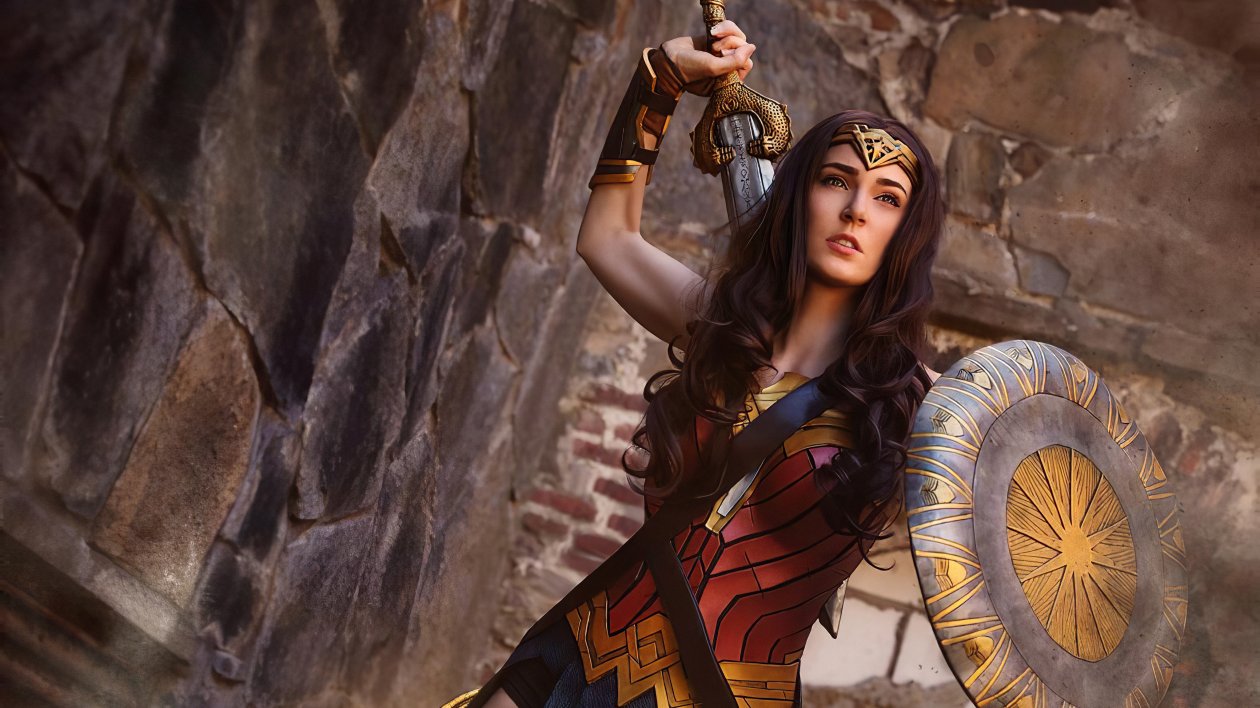 Wonder Woman 4k Cosplay New