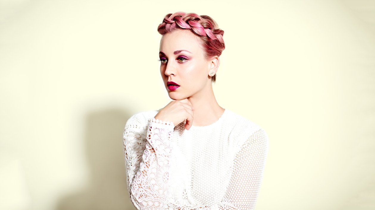 Kaley Cuoco In 2017