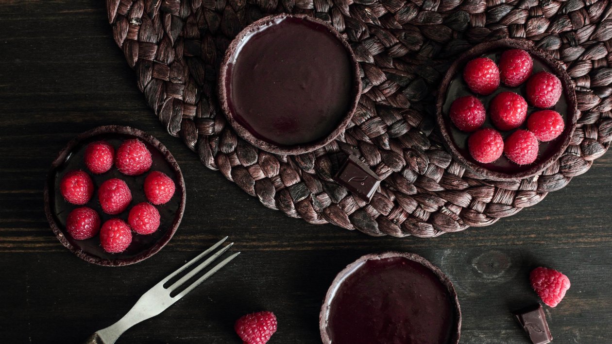 Cake Chocolate Raspberry Dessert Fork
