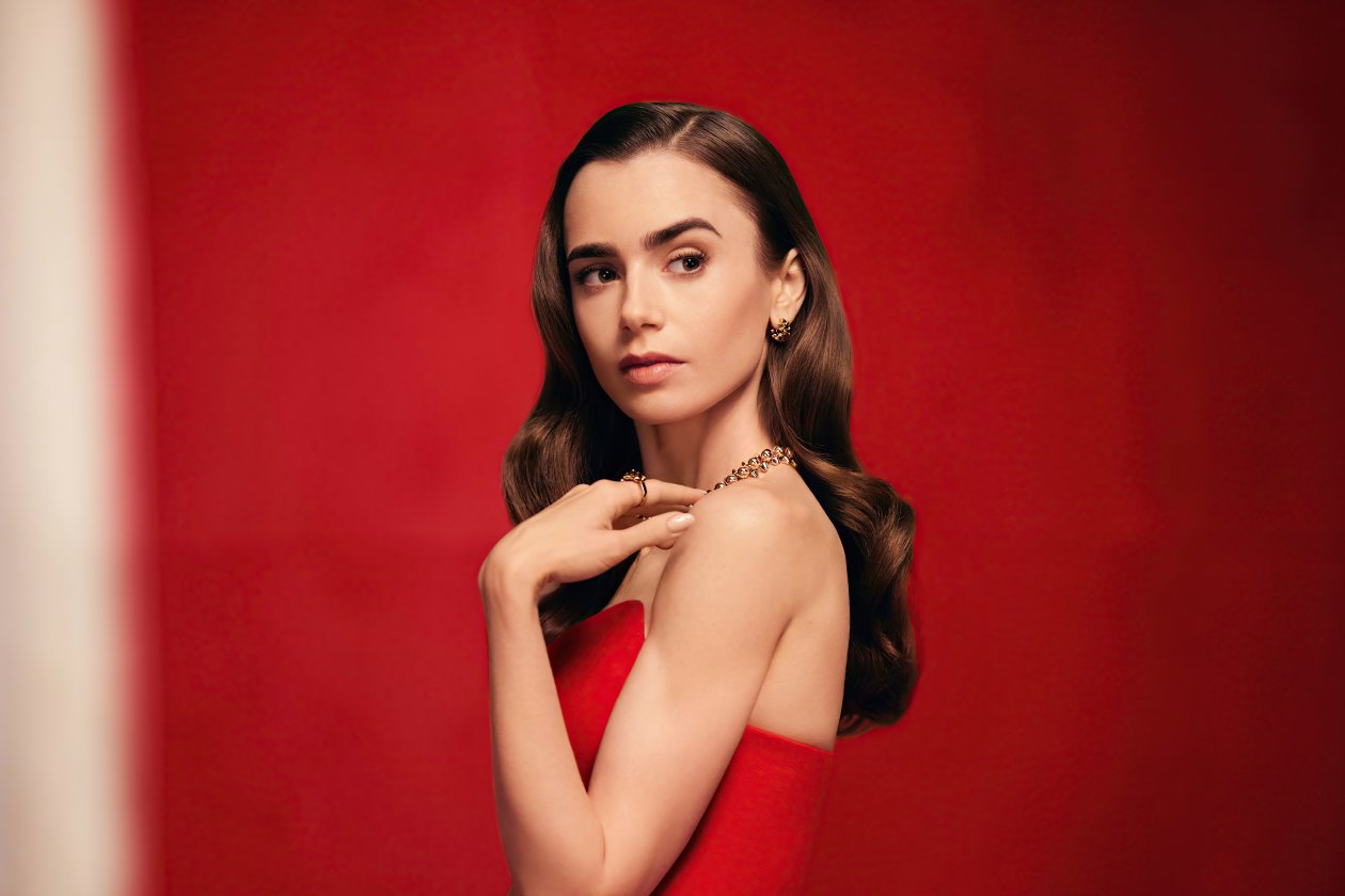 Lily Collins Cartier