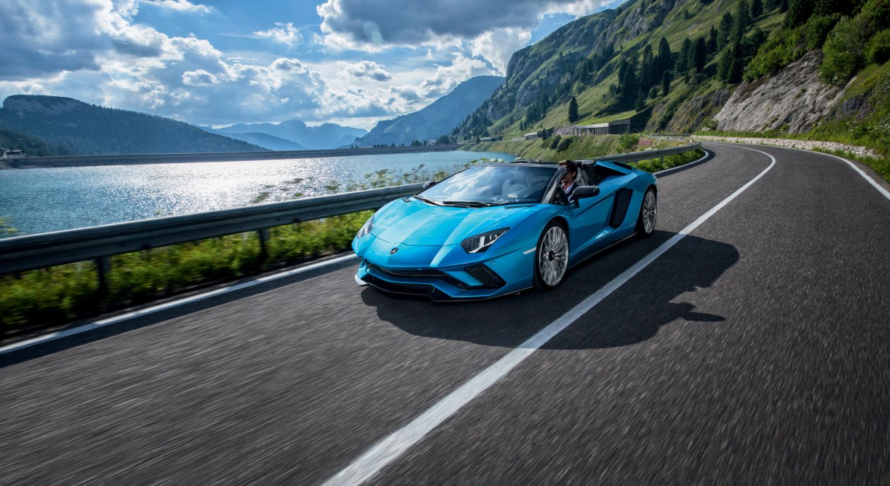 Lamborghini Aventador S Roadster 2017