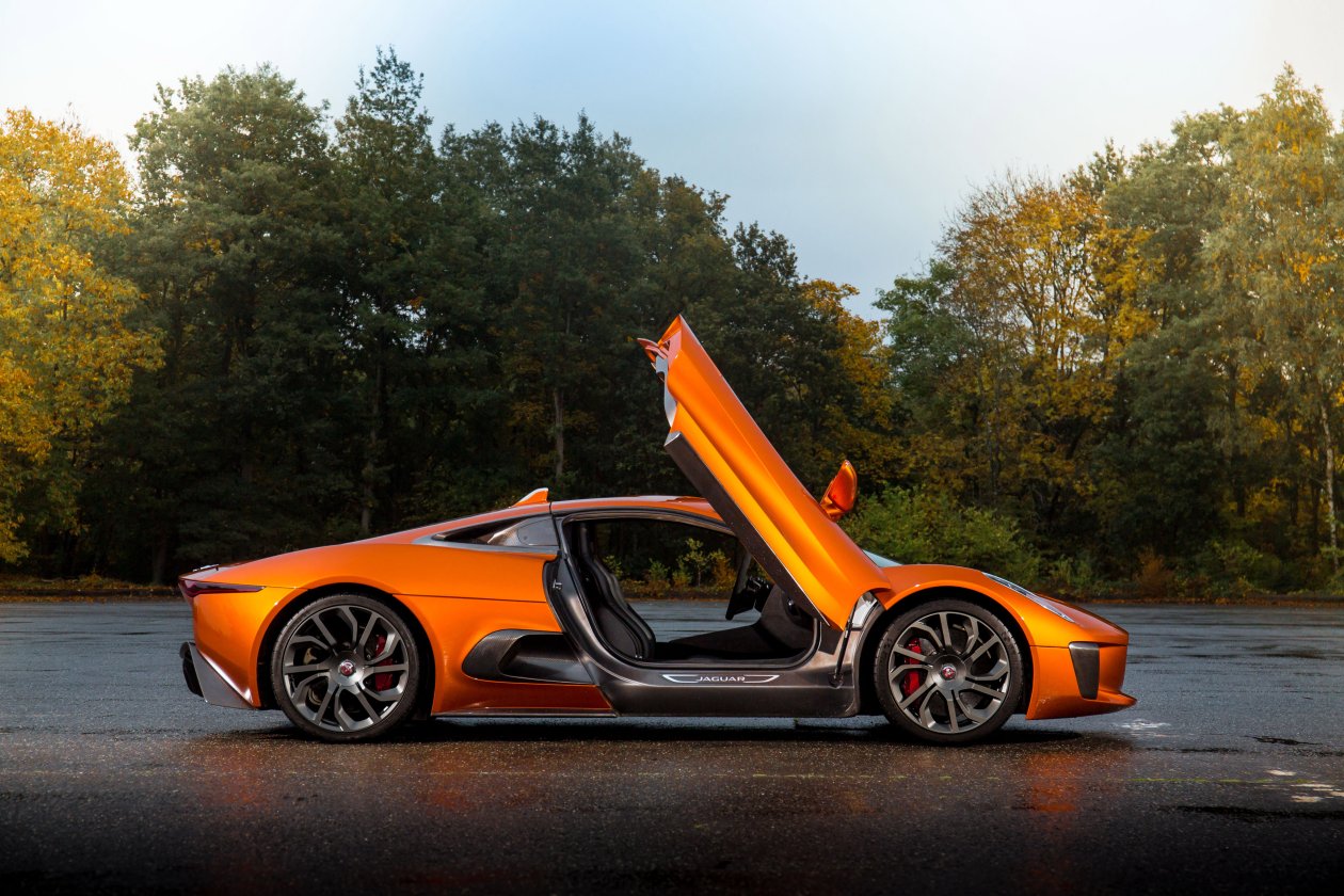 Jaguar C X75 007 Spectre Doors Open