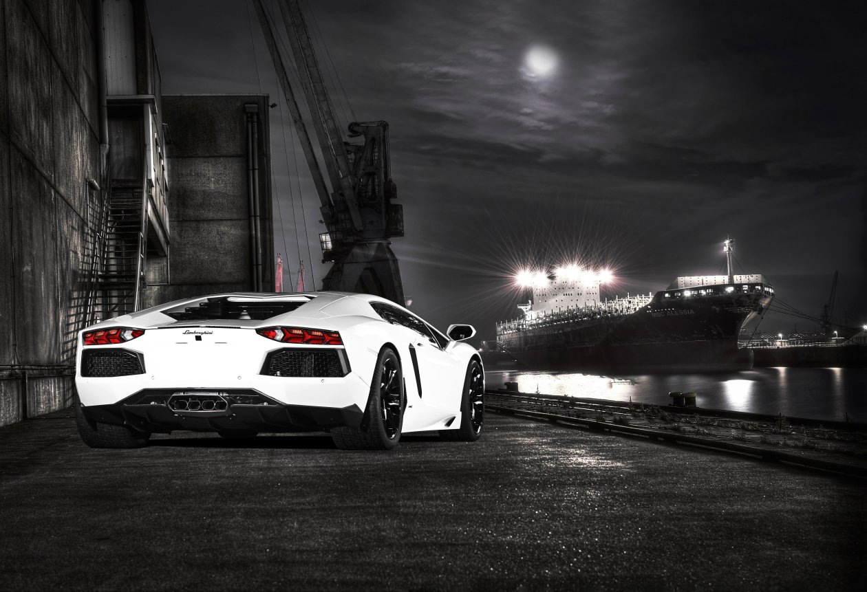 White Lamborghini Aventador Rear 5k