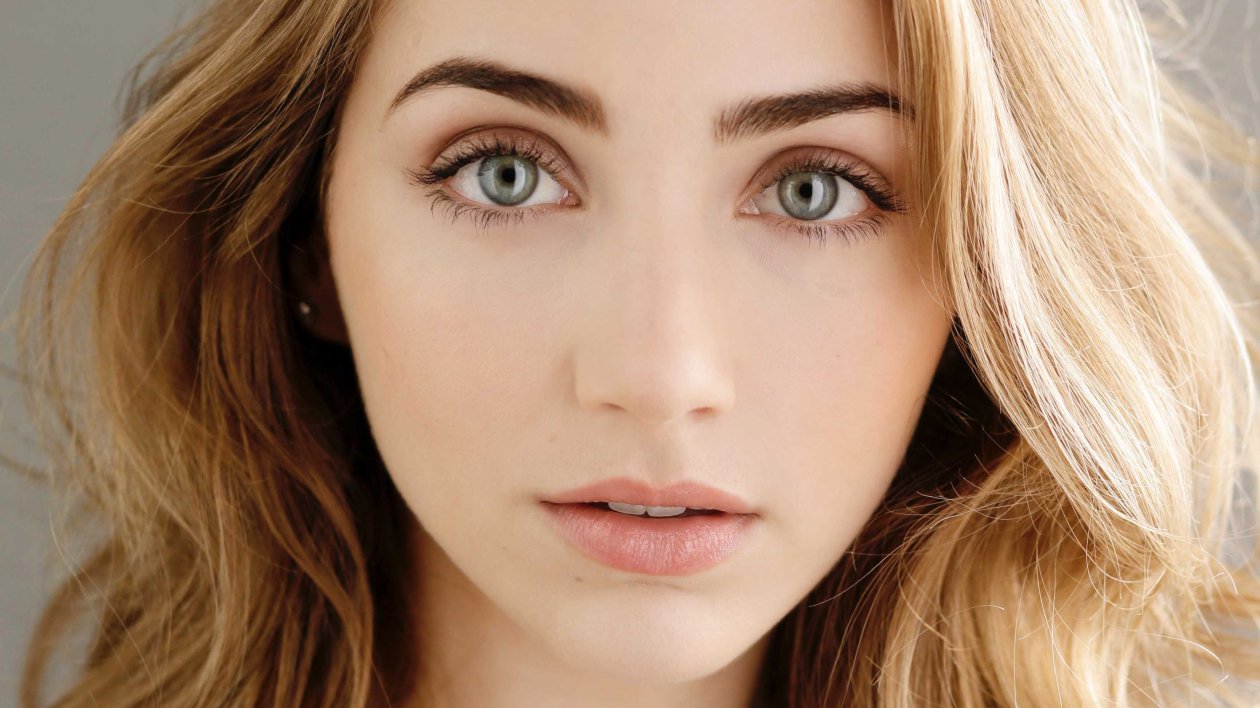 Emily Rudd 4k