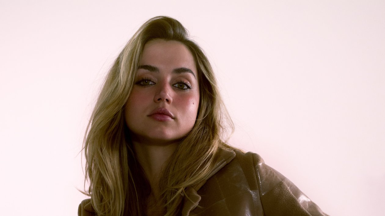 Ana De Armas 2017