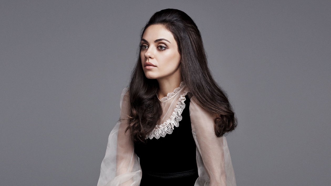 Mila Kunis Glamour 2018