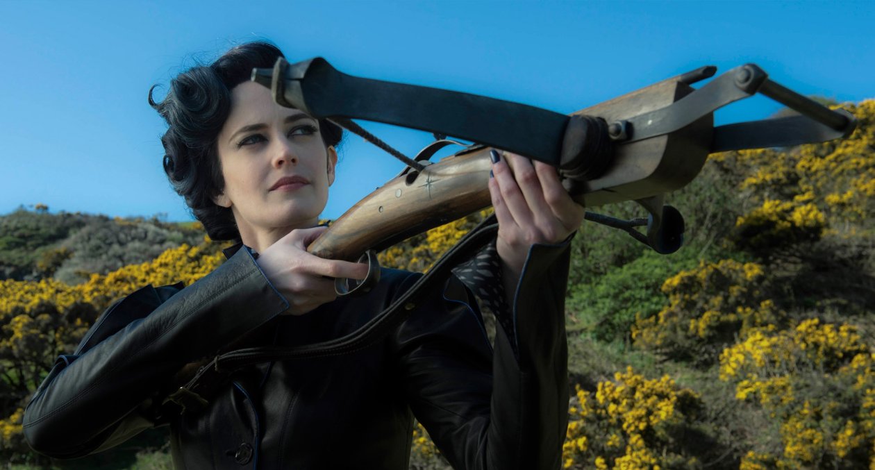 Eva Green In Miss Peregrines Home For Peculiar Children