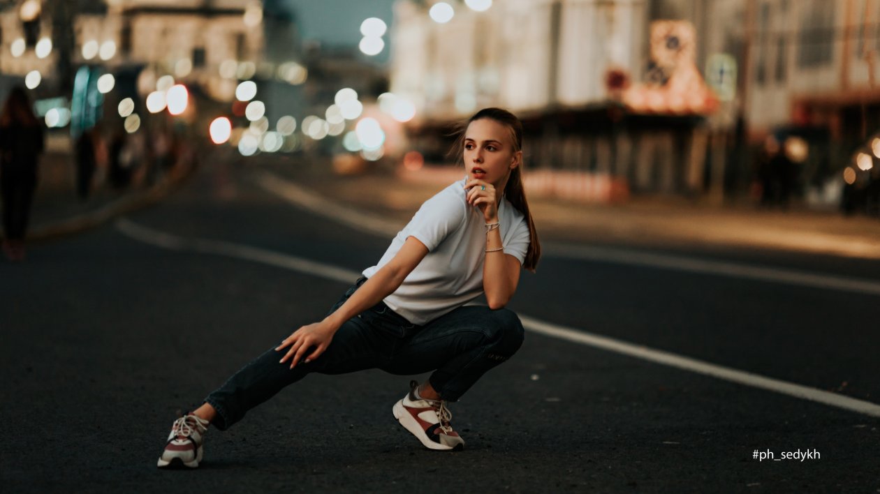 Girl Jeans Sneakers