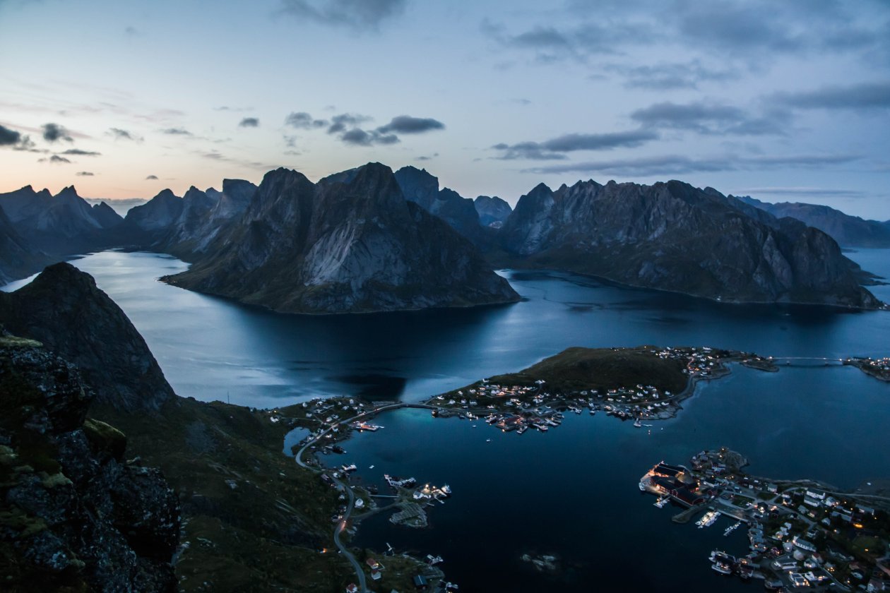 Reine At Lofoten Islands At Sunset 5k