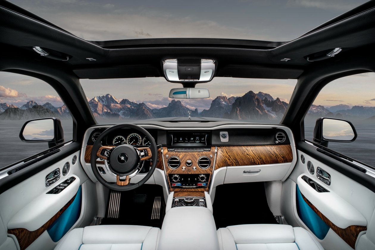 Rolls Royce Cullinan Interior