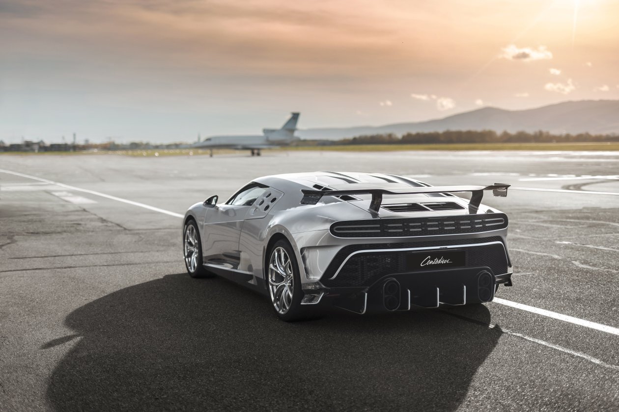 Bugatti Centodieci 2023 5k