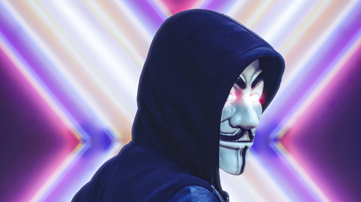 Anonymus Face Mask Looking Back 4k