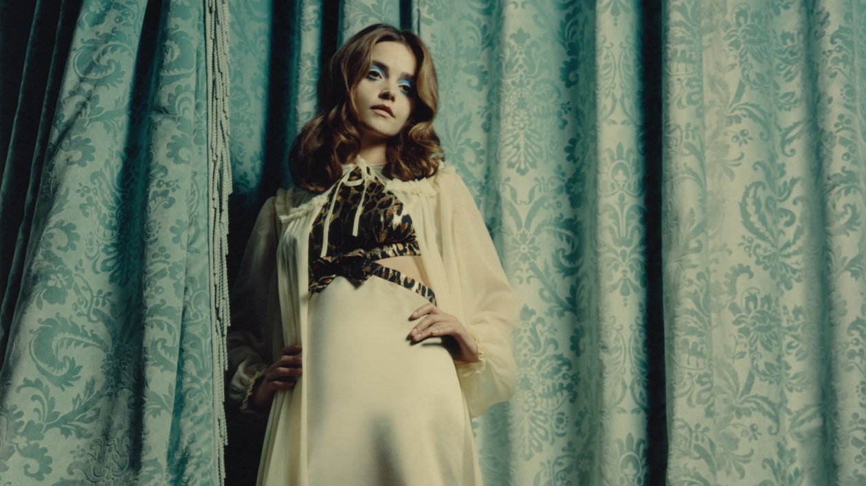 Jenna Coleman Wonderland Magazine 5K