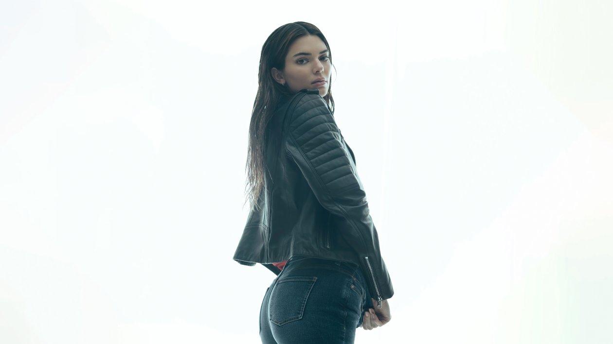 2023 Kendall Jenner Own Denim Fall 5k