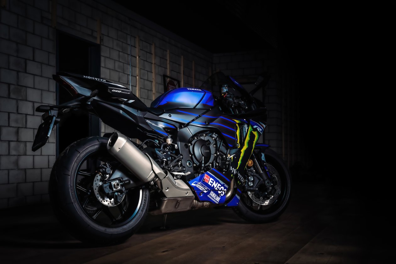Yamaha R1 Valentino Rossi 5k