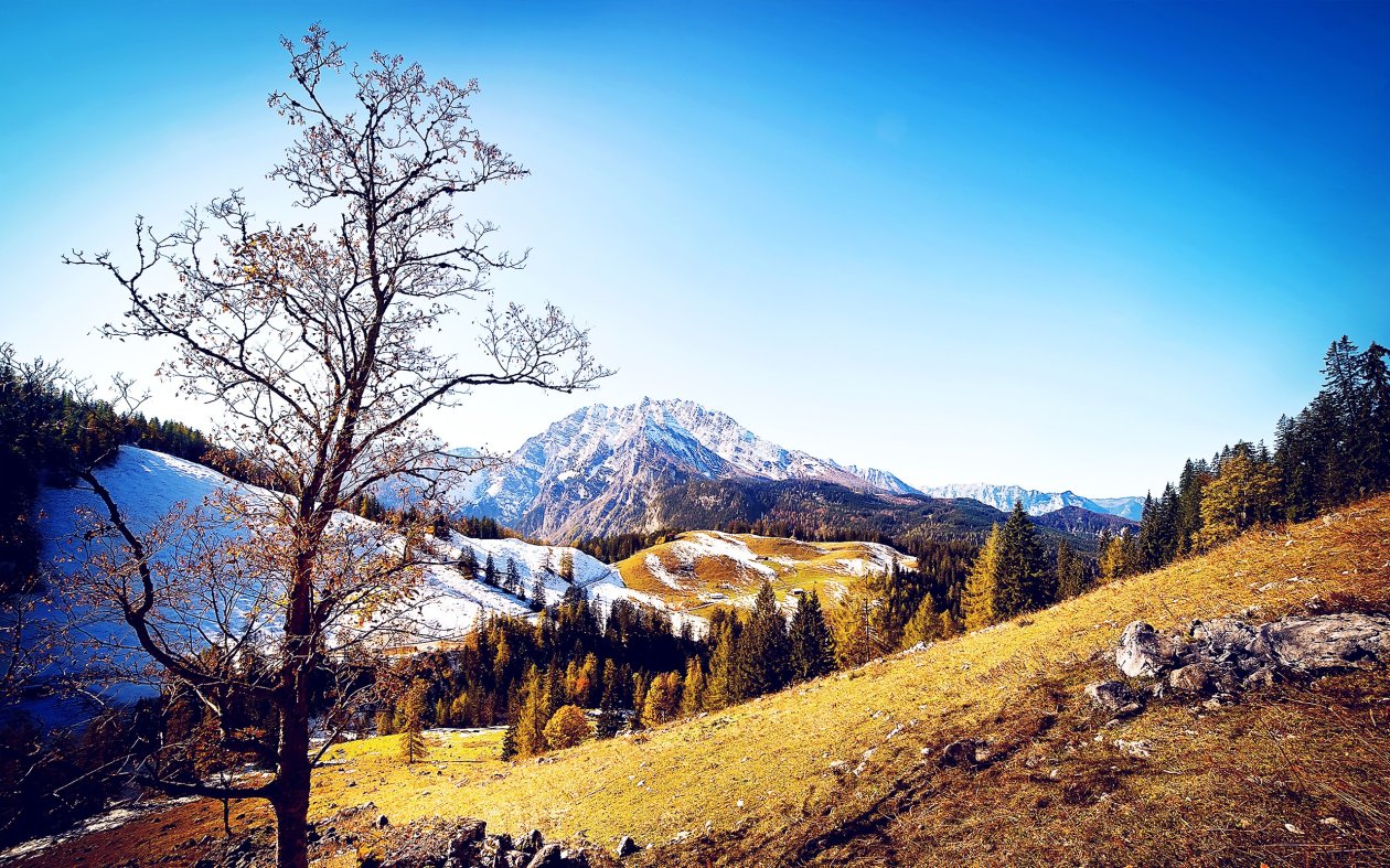 Autumn Mountains