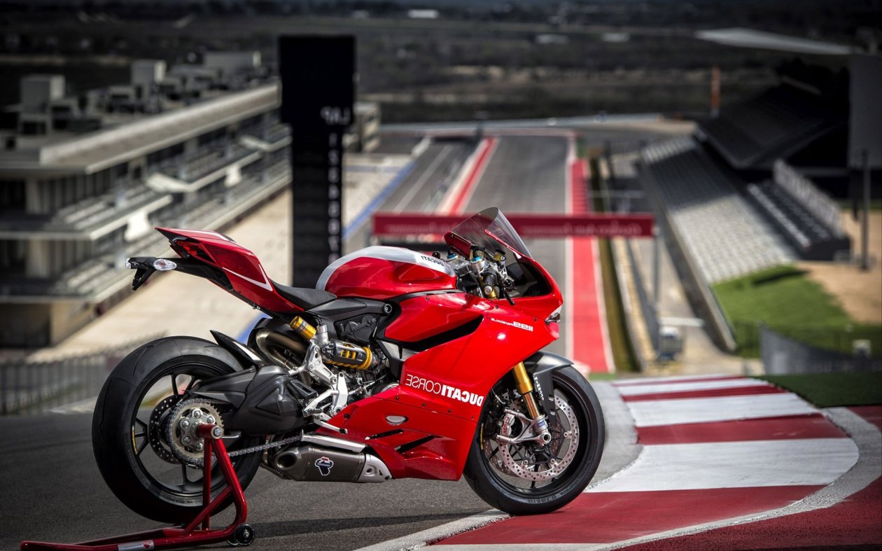 Ducati Superbike 1199