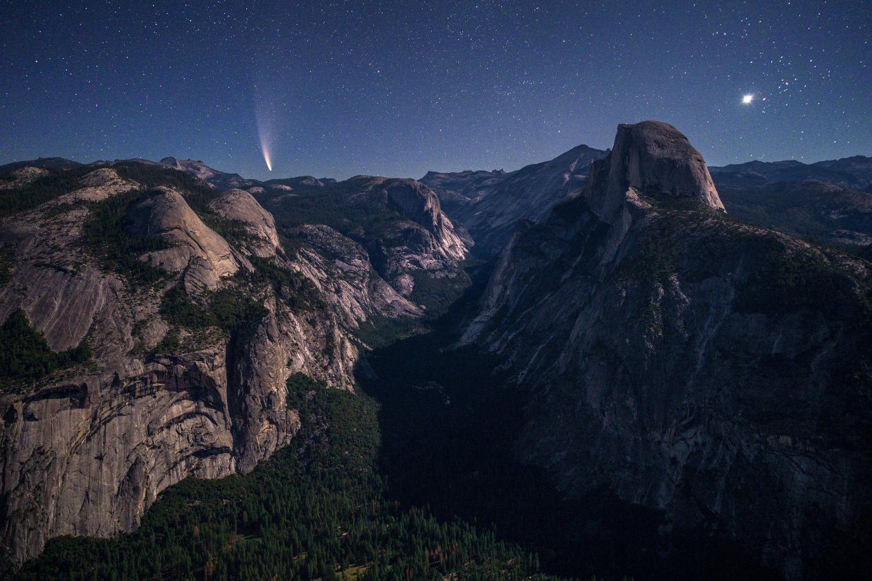 Yosemite Valley Under Moonlight 5k