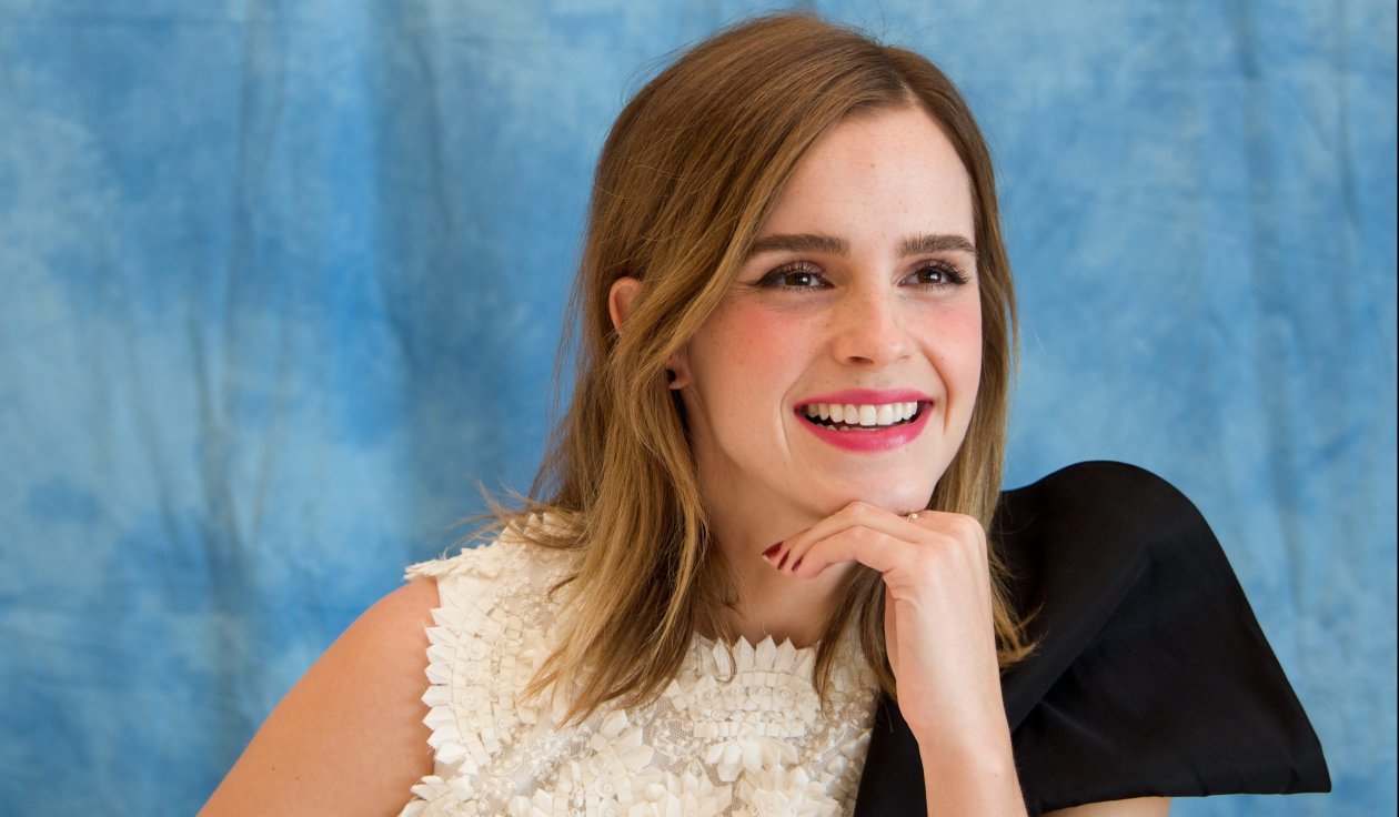 Emma Watson Cute Smile