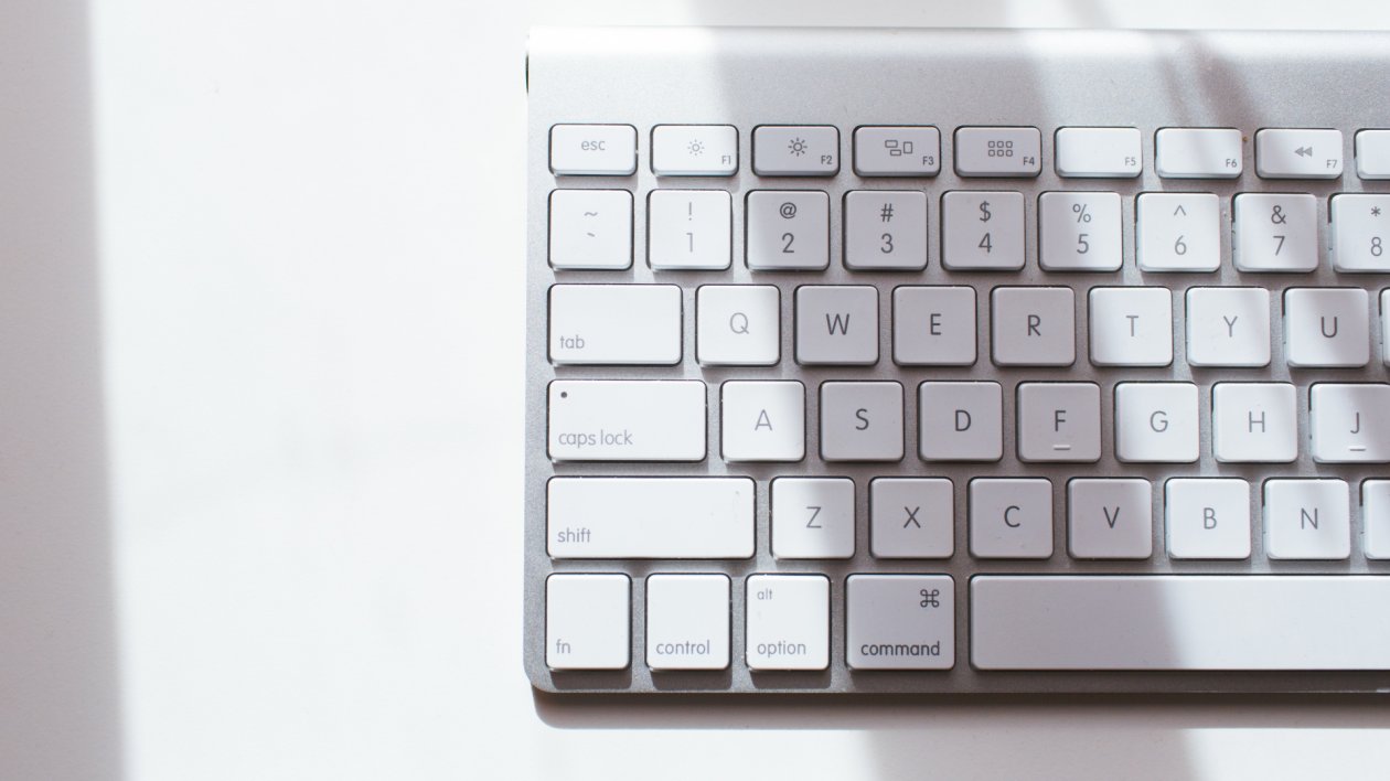 Apple Keyboard