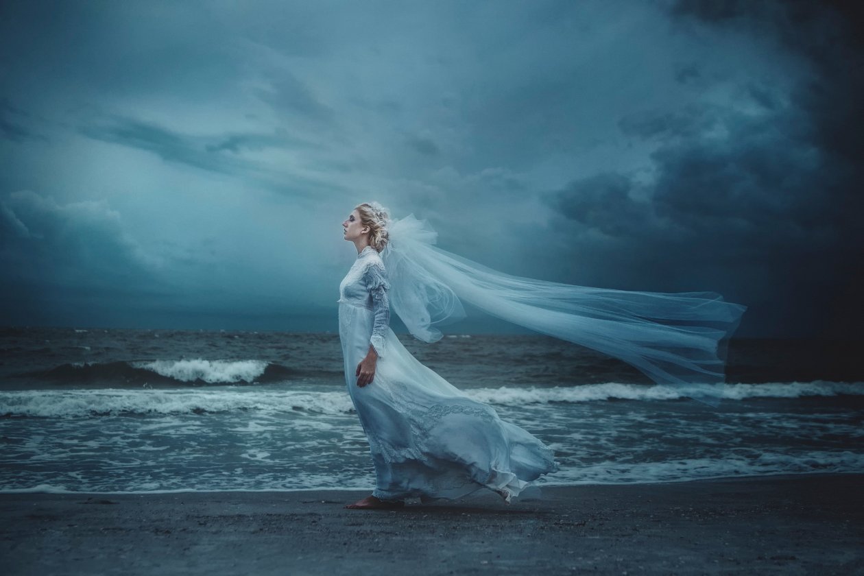 Women Sea Birds
