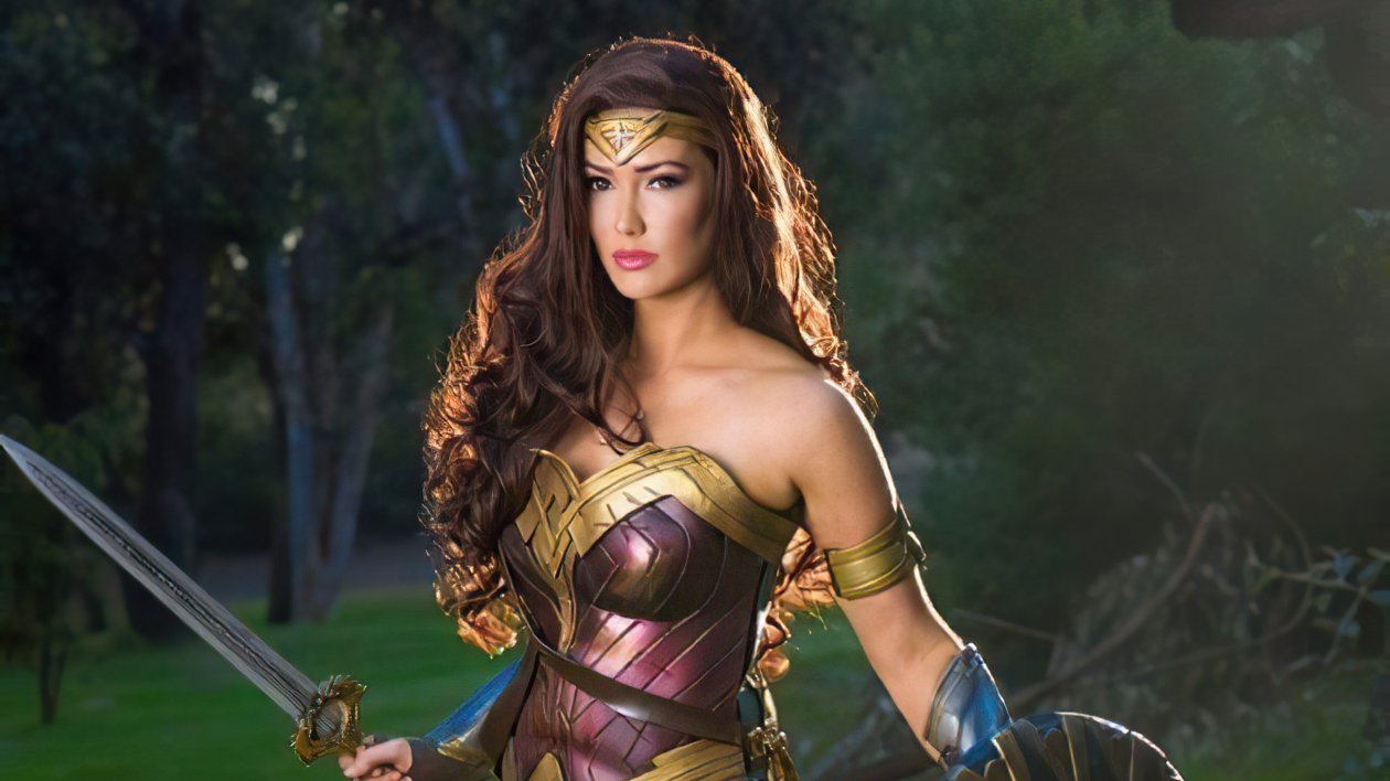 Wonder Woman 2020 Cosplay