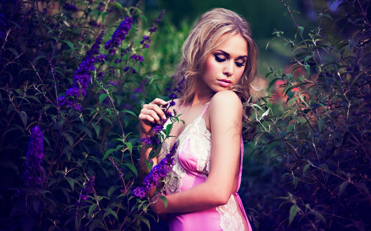 Paulina Johsnon Model