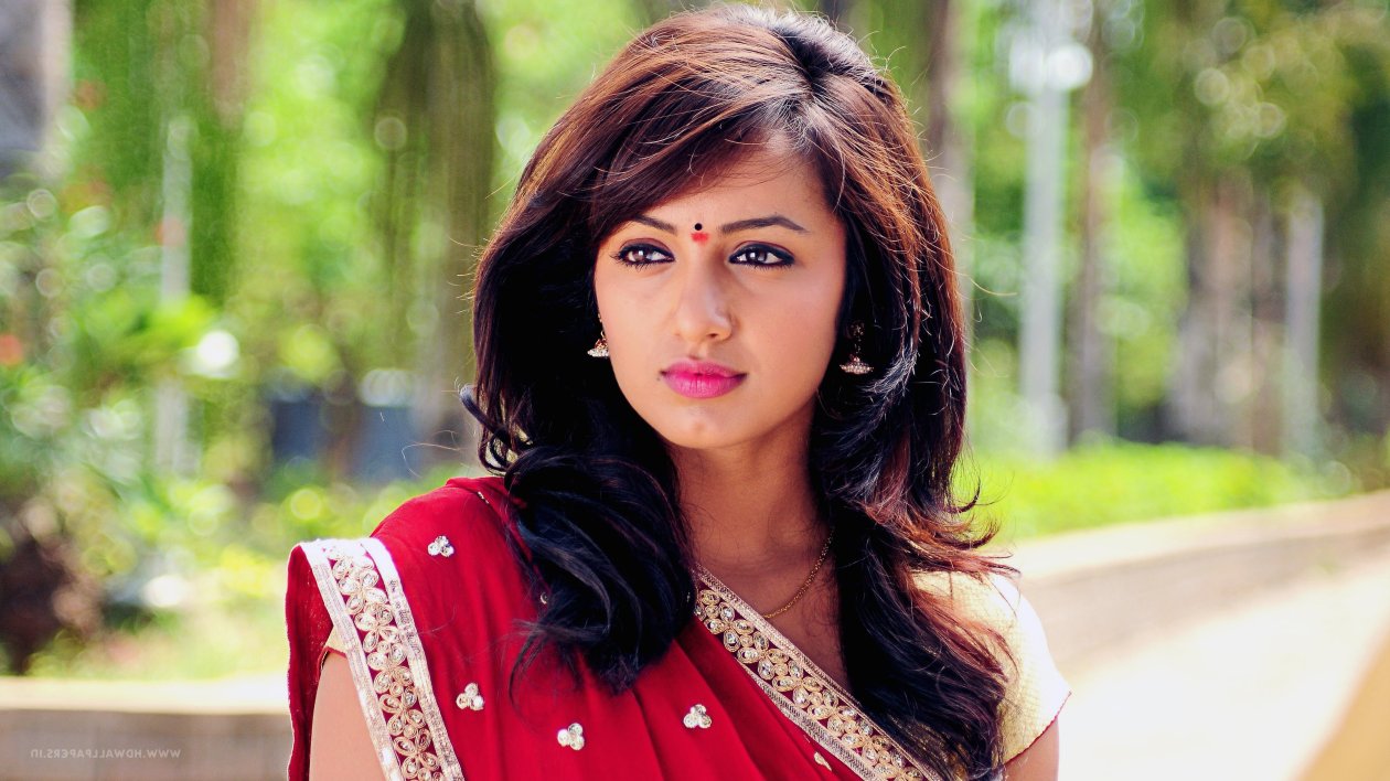 Tejaswi Madivada