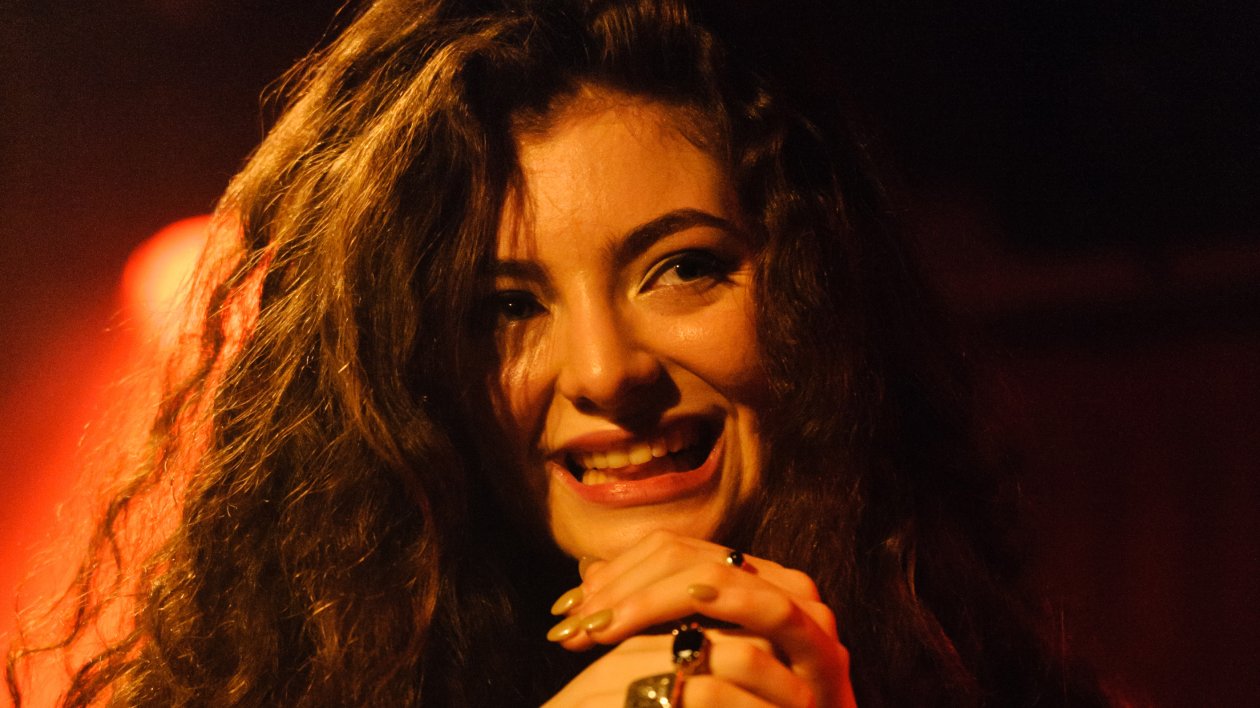 Lorde Singer In 2018