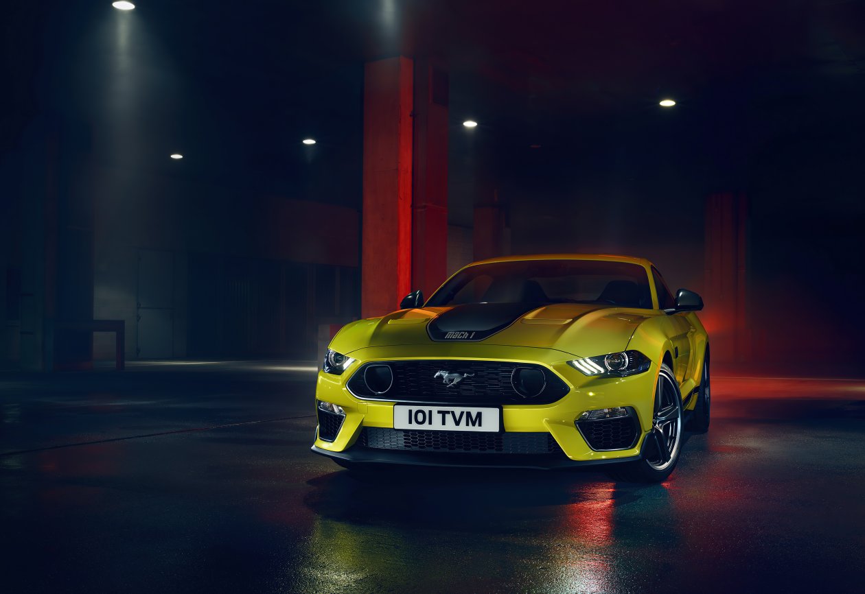 Ford Mustang Yellow 5k