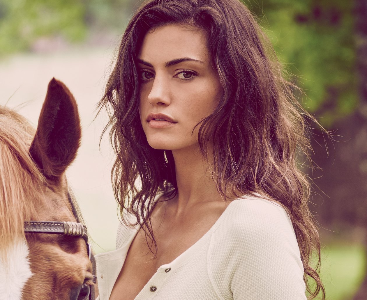 Phoebe Tonkin Australian Actress