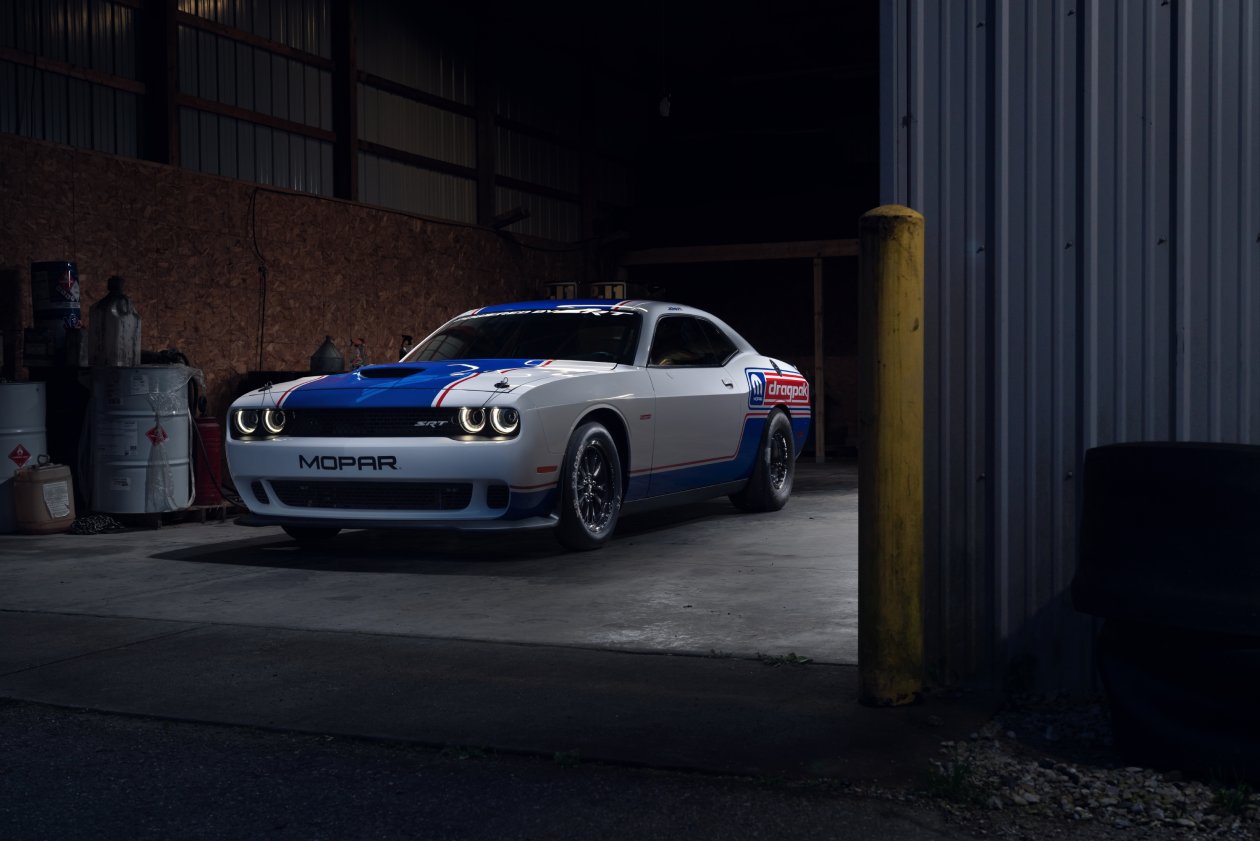 2020 Mopar Dodge Challenger Drag Pak