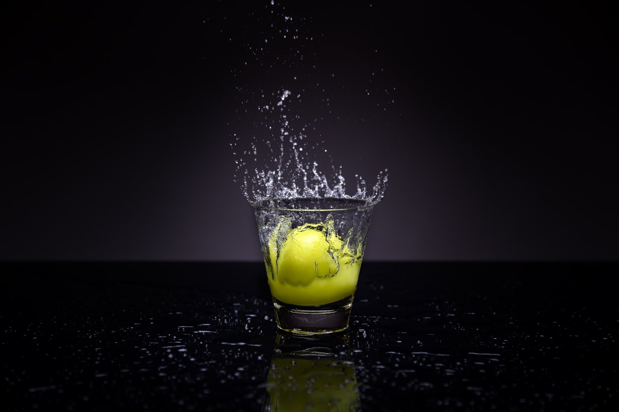 lemon splash photography
