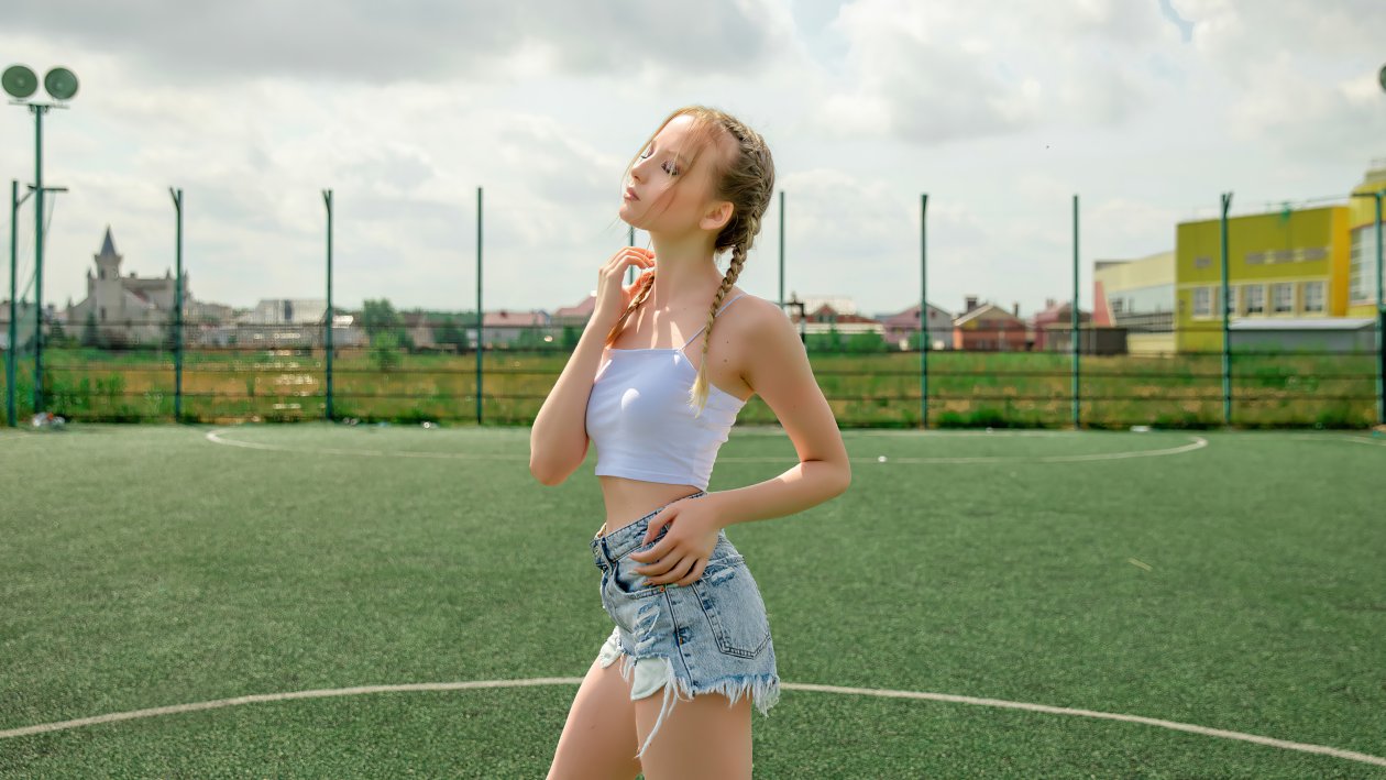 Women White Clothing Jeans 4k