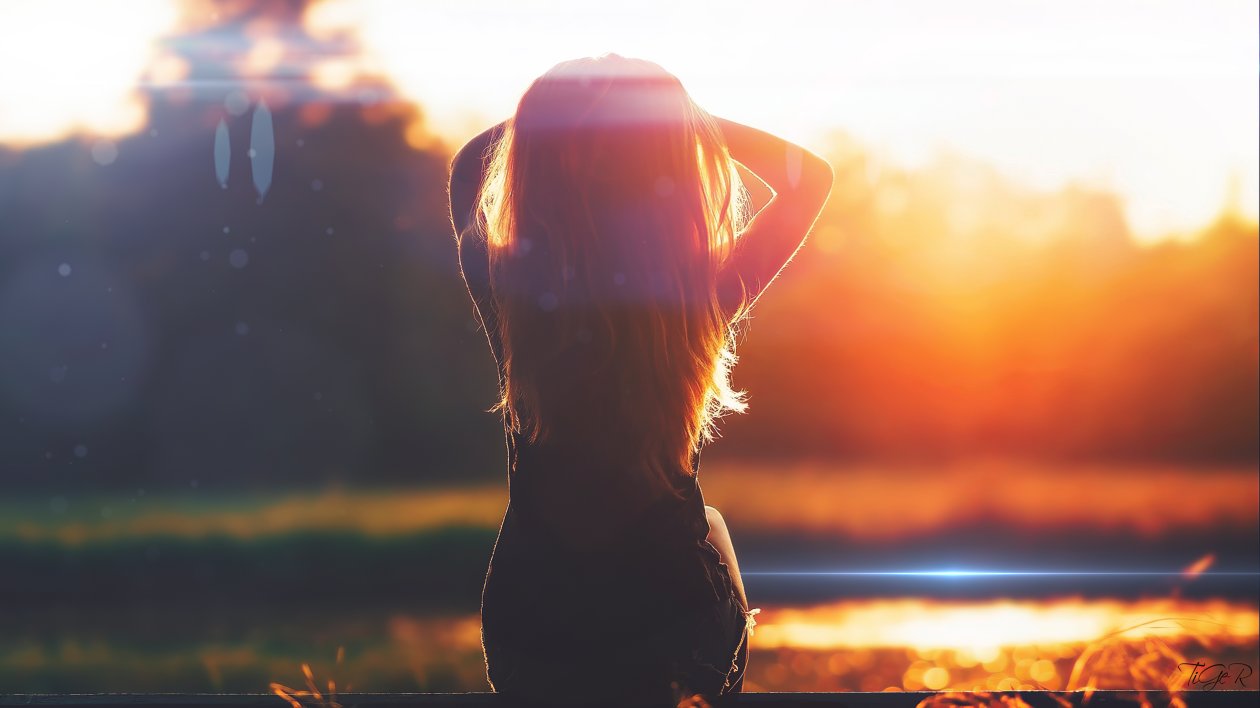 Girl Sitting Back View Lens Flare 4k