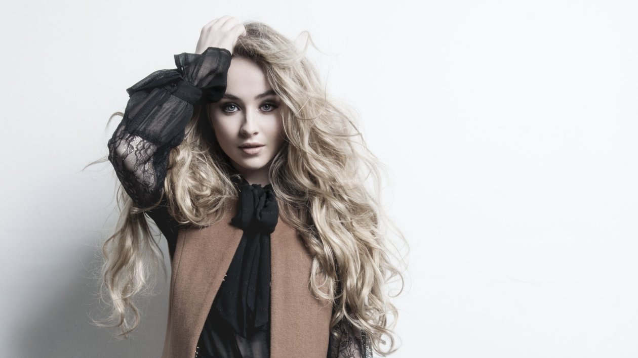 Sabrina Carpenter 2019
