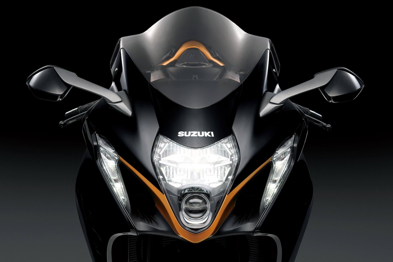 2022 Suzuki Hayabusa Front