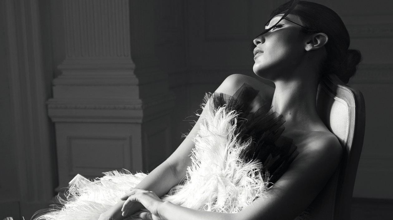 Bella Hadid Harpers Bazaar 2018