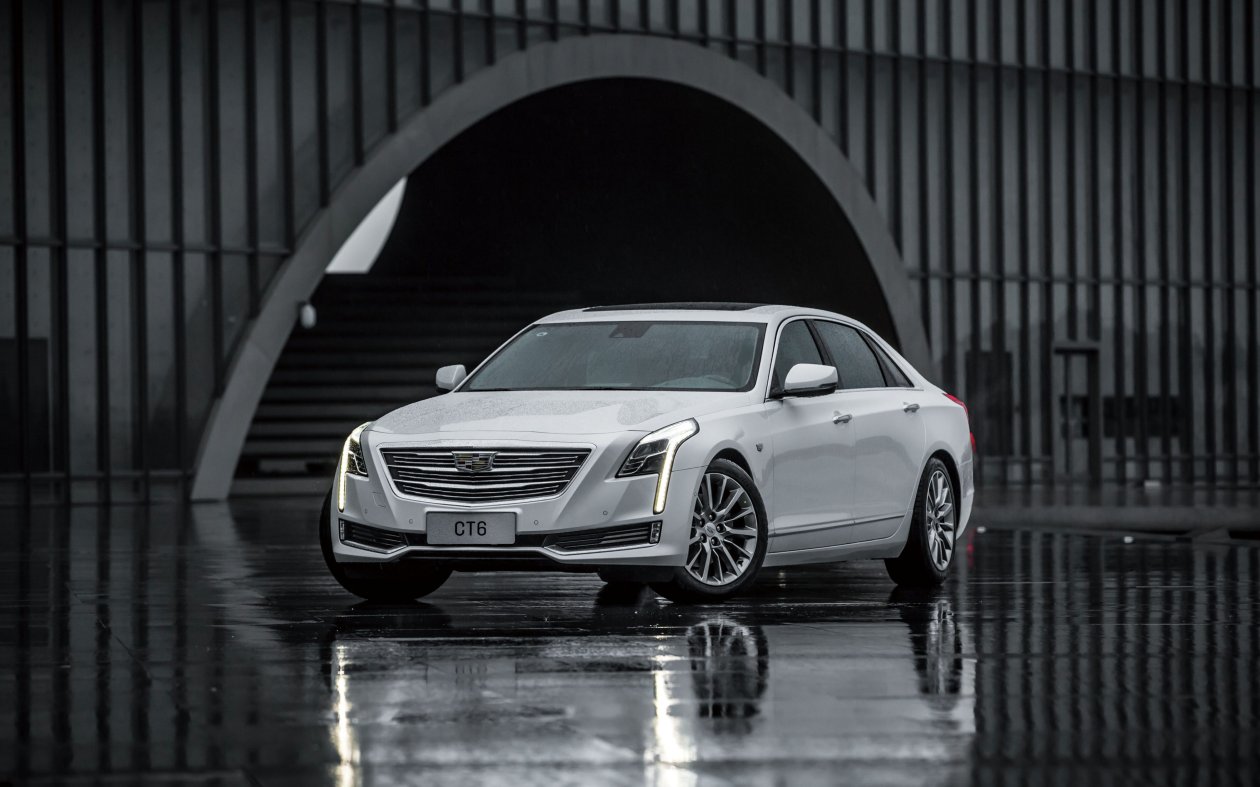 Cadillac CT6 Sedan 2016