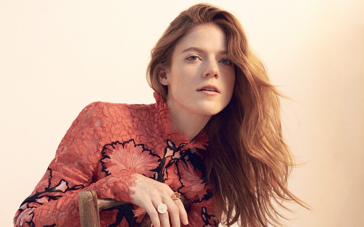 2016 Rose Leslie