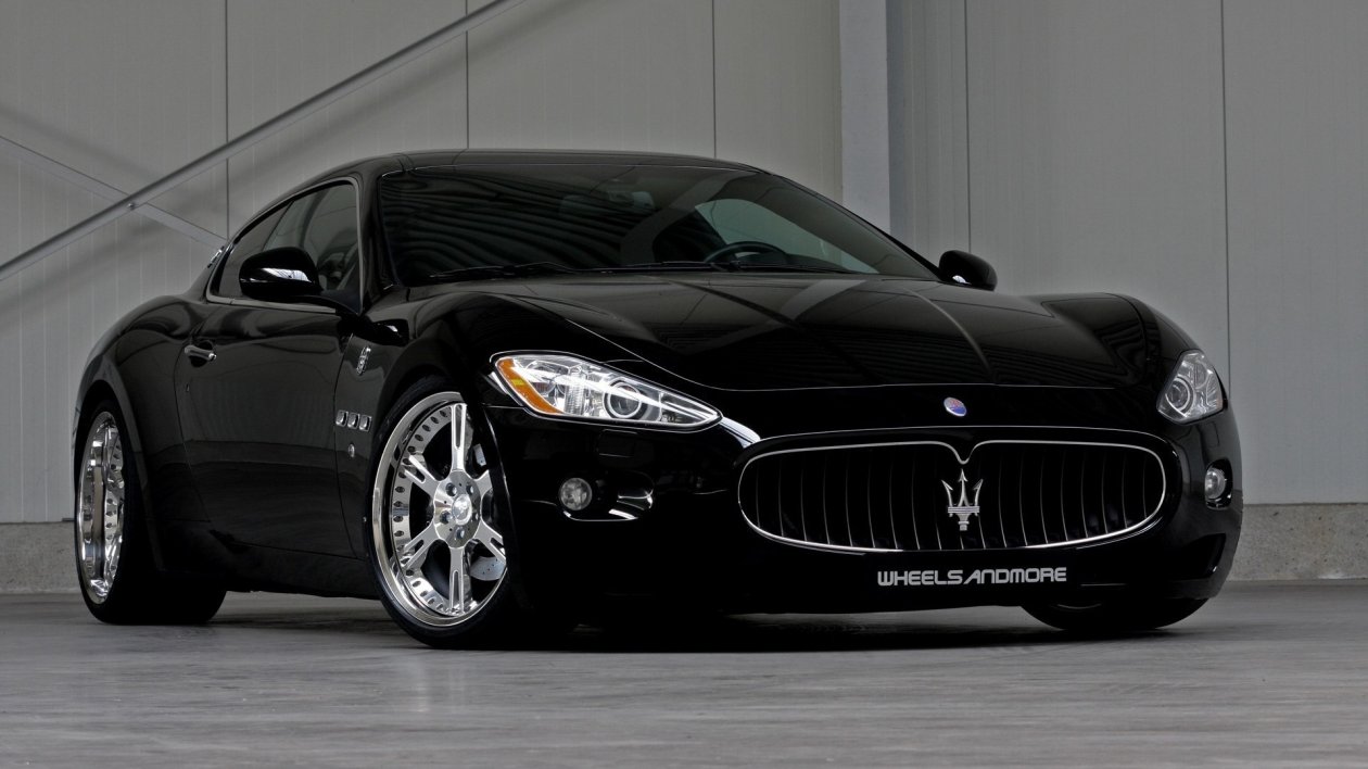 Maserati Black Shining