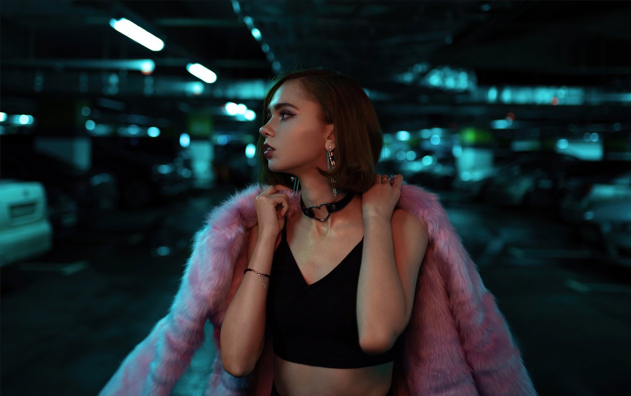 Girl Pink Coat Looking Away 4k