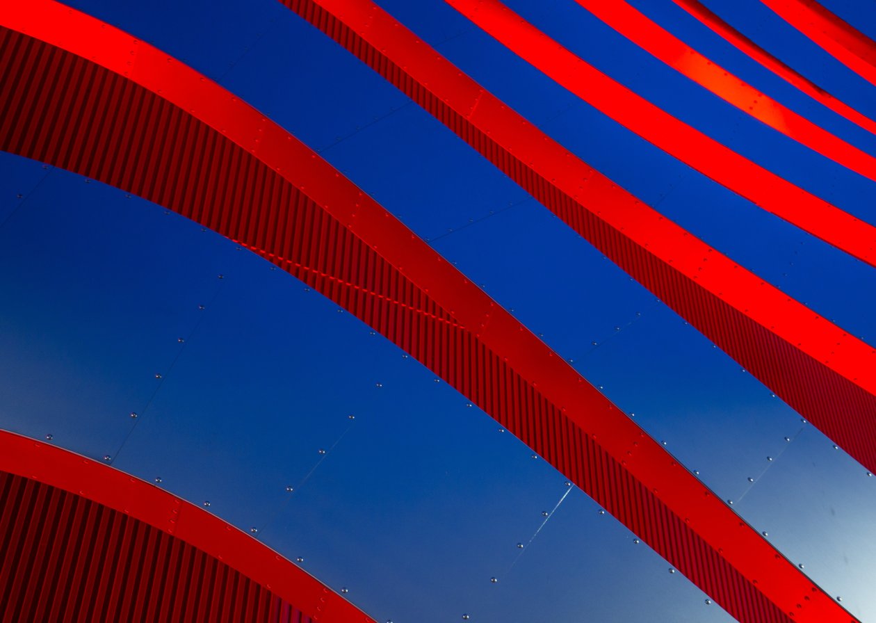 Urban Colors Petersen Automotive Museum 4k