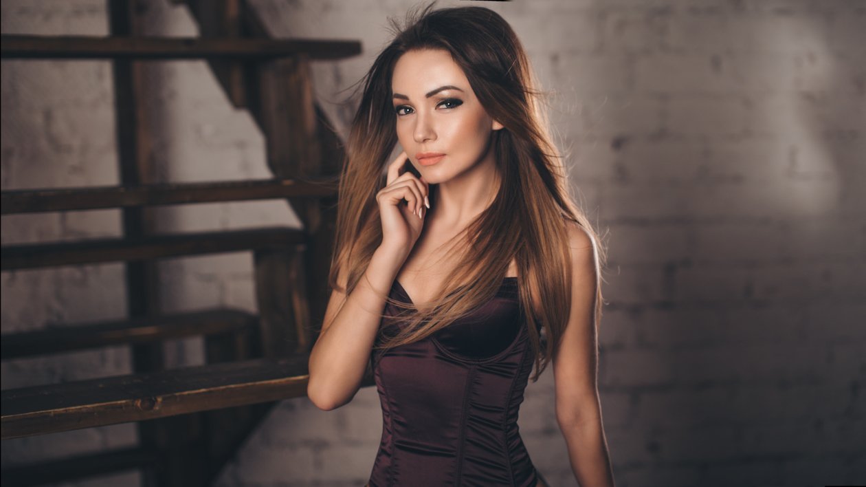 Brunette Brown Eyes Women