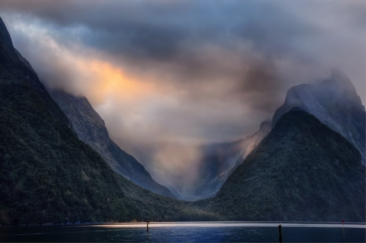 Valley Milford Sound In New Zealand