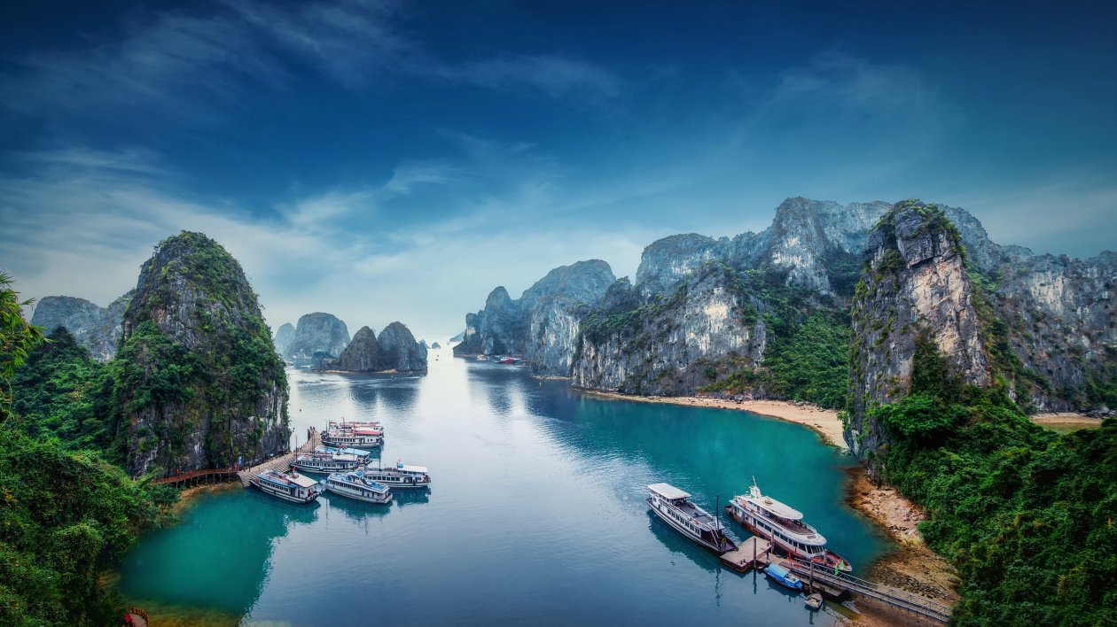 Ha Long Bay