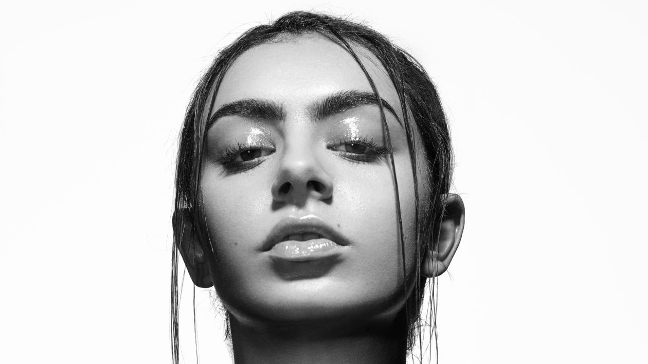 Charli Xcx Monochrome